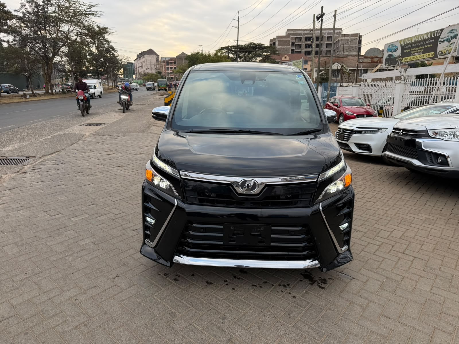 2019 Toyota Voxy ZS