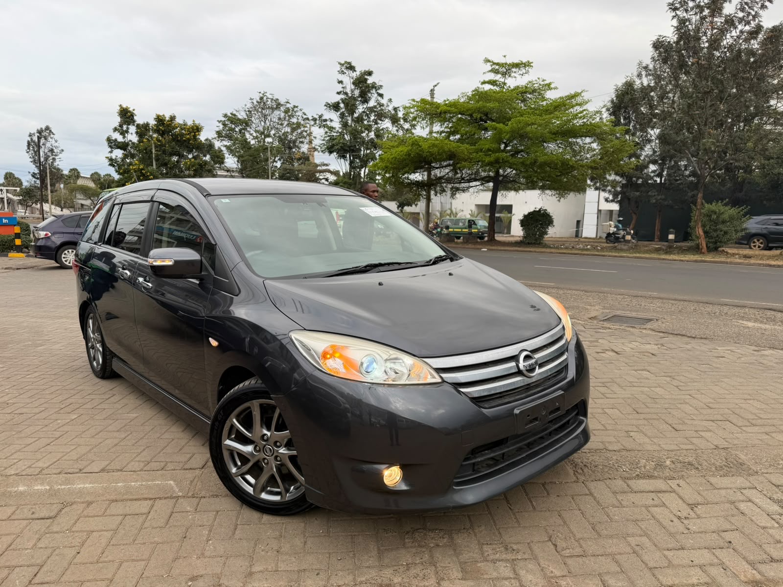 2018 Nissan Lafesta