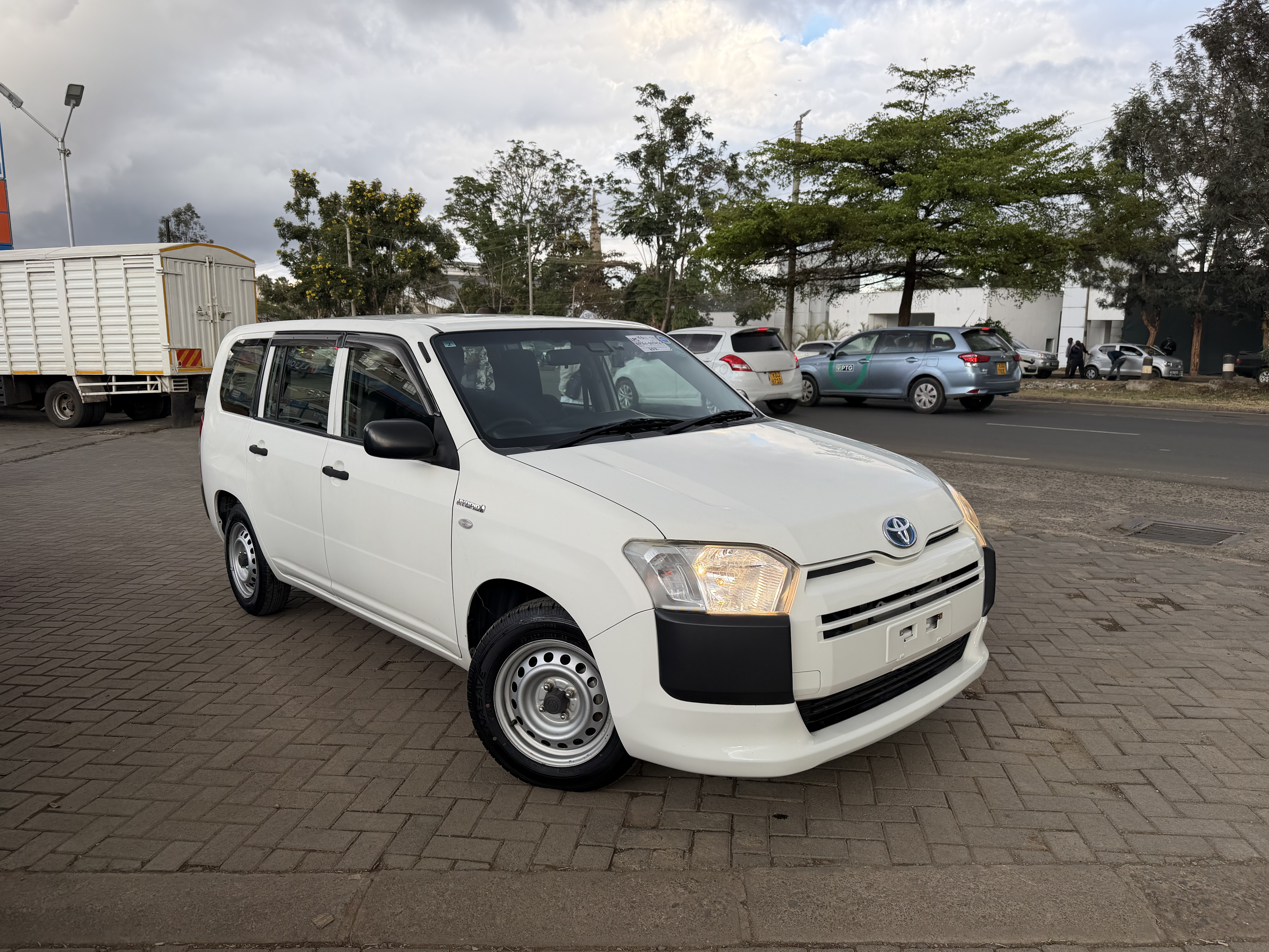 2019 Toyota Probox Hybrid